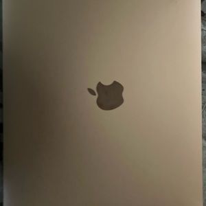 MacBook Air 2020, Retina. 13 inch. Please read description.